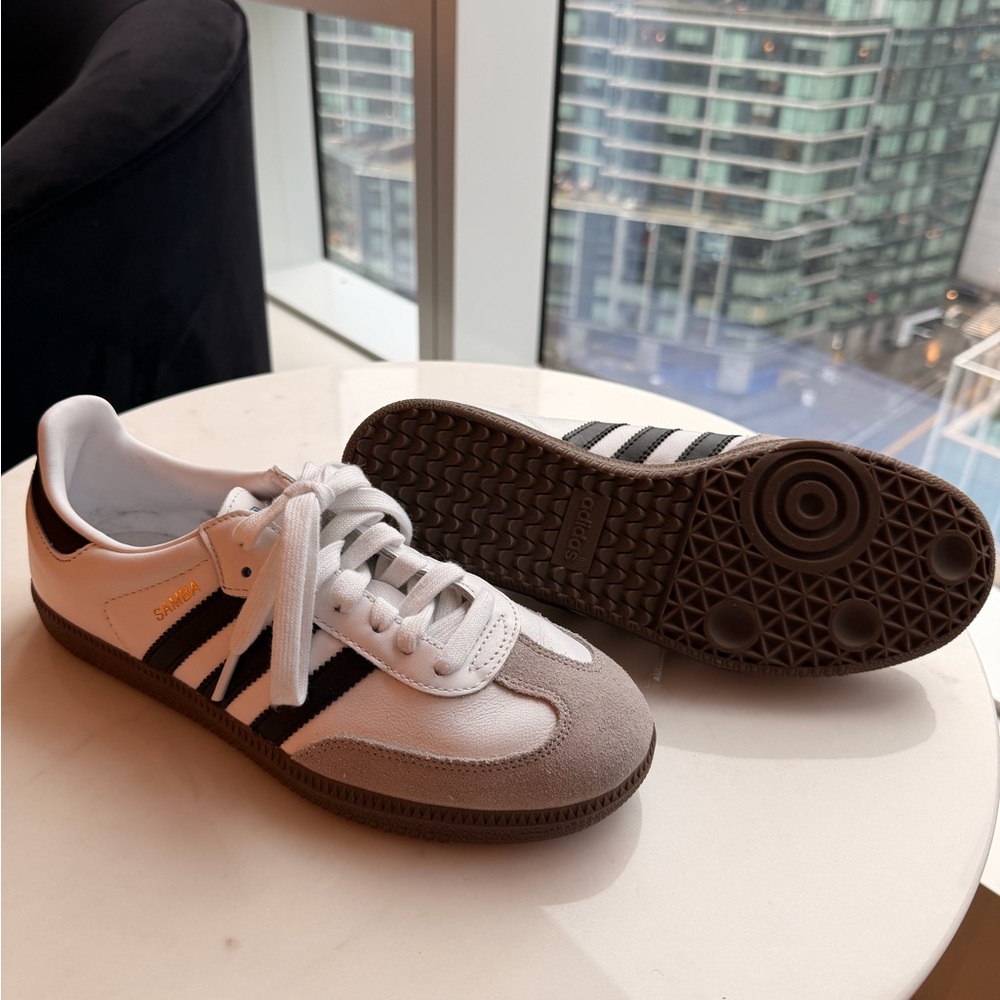 Adidas samba White and Black Sneakers
